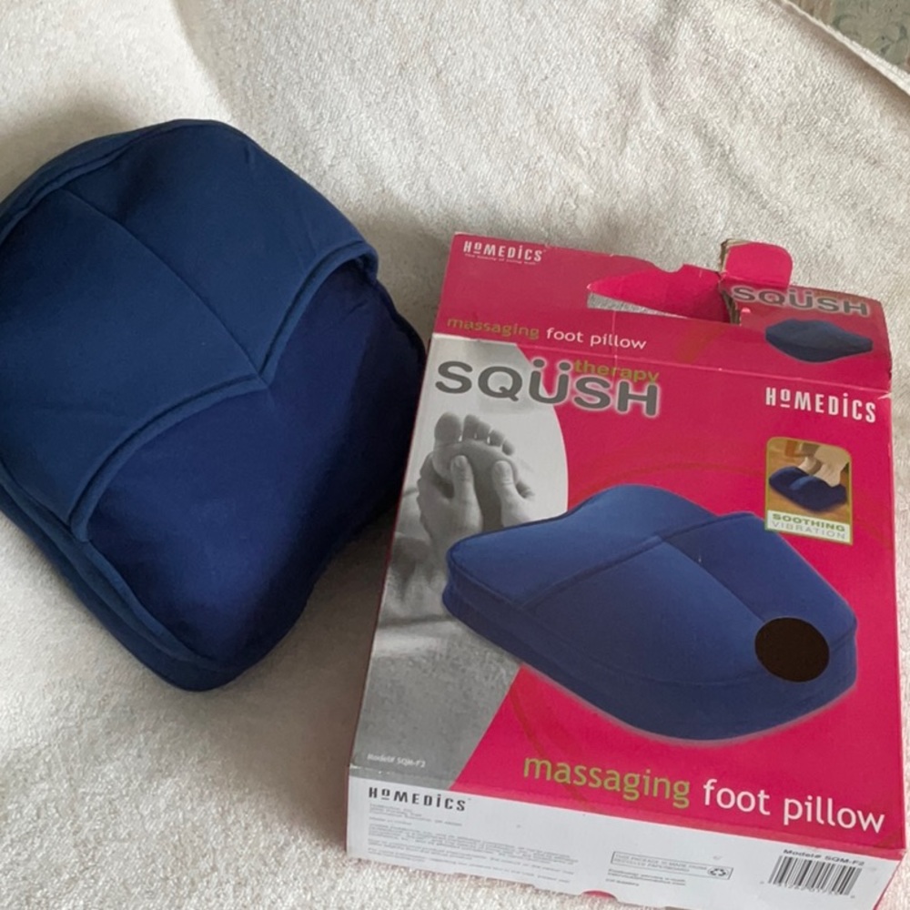 Homedics Blue Massaging Foot Pillow